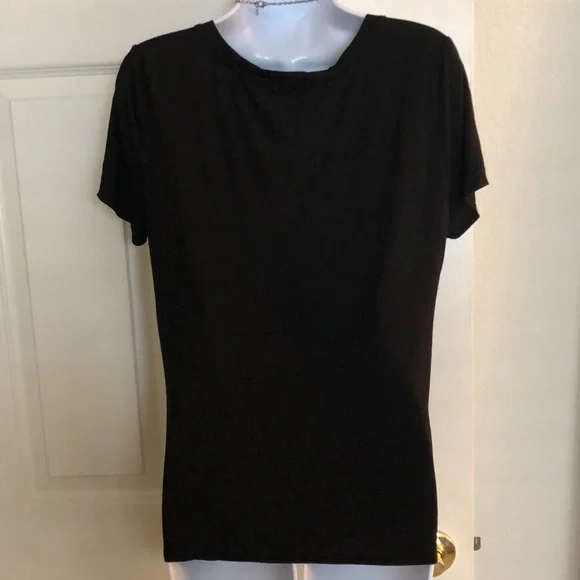 Black V-neck with side Tie/Knot - Picture 10 of 11